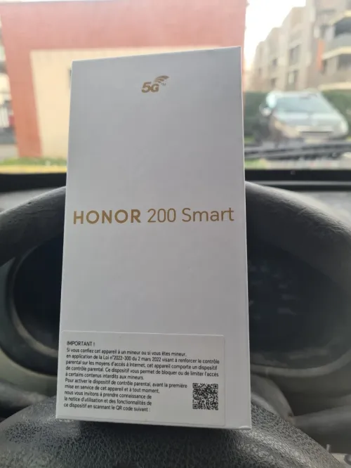 Honor 200 smart