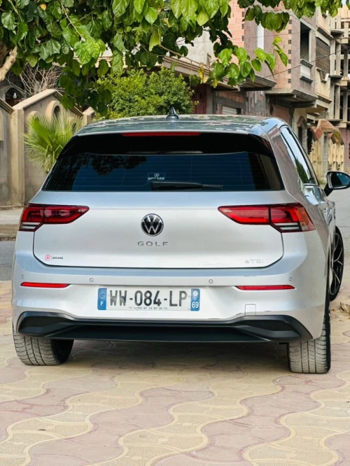 Volkswagen Golf 8 2022 eTsi