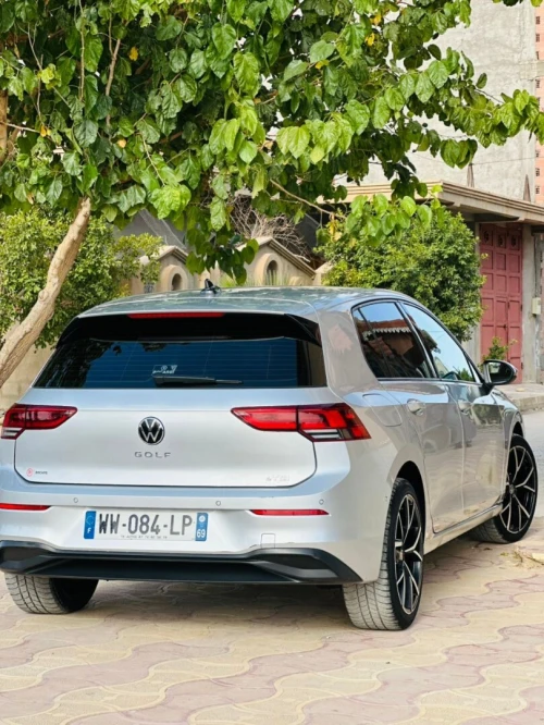 Volkswagen Golf 8 2022 eTsi