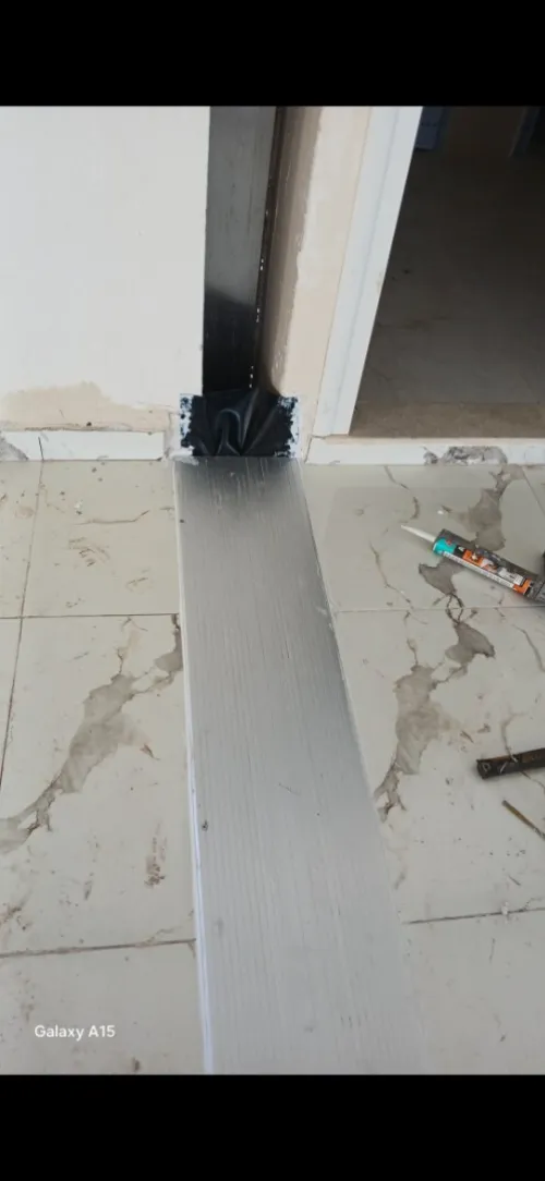 Couvre joint de délation