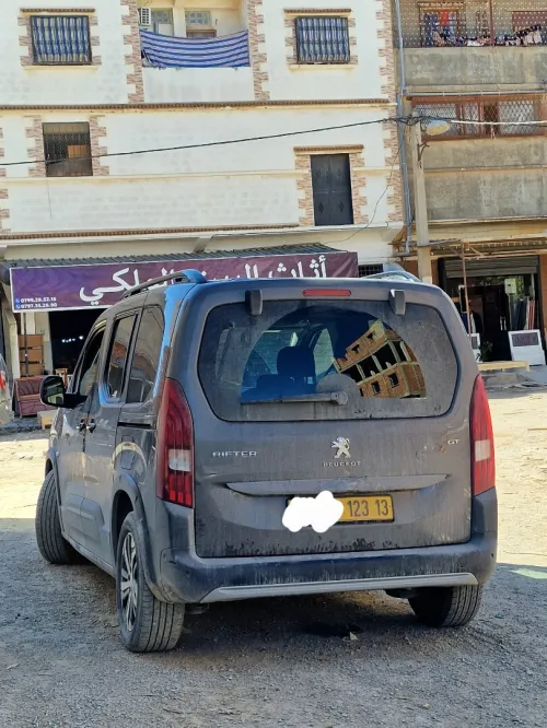 Peugeot Rifter GT 2023 