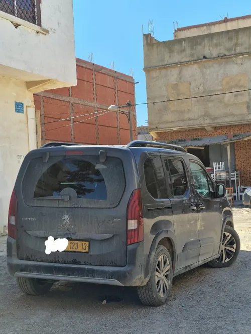 Peugeot Rifter GT 2023 