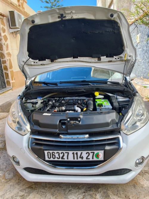 Peugeot 208 2014 Allure