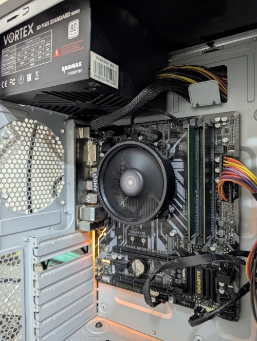 Pc gamer ryzen 5 5600g