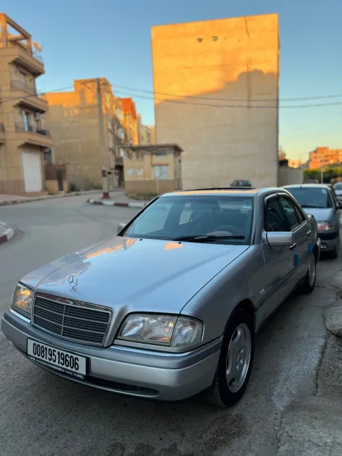 Mercedes Classe C 1996 C180
