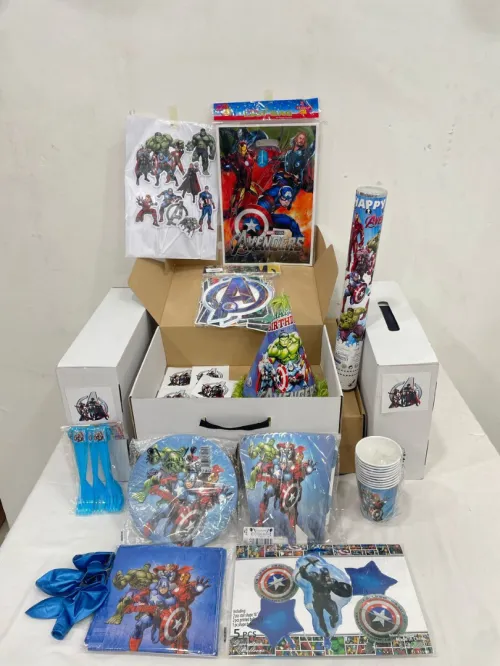 Coffret anniversaire theme Avengers alger ديكورات اعياد الميلاد للأطفال افينجرز 