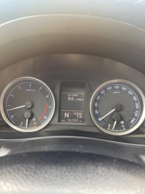 Toyota Auris 2015 Dynamique +