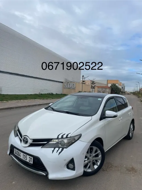 Toyota Auris 2015 Dynamique +