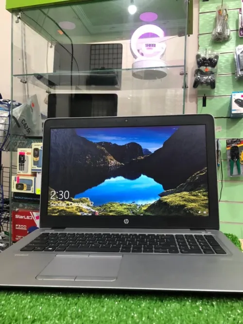 hp 850 G3 i7 6ème  8GB 256 SSD 15.6" 52000DA