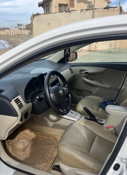 Toyota Corolla 2010 LE