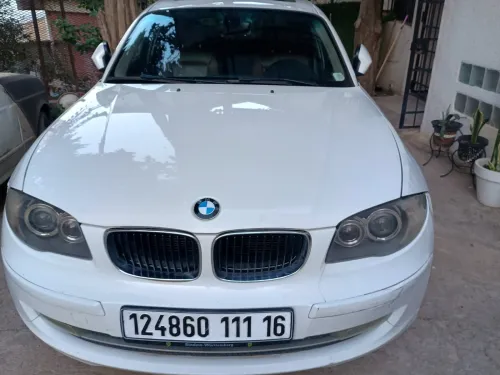 BMW Série 1 2011 