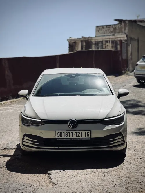 Volkswagen Golf 8 2021 Life Plus