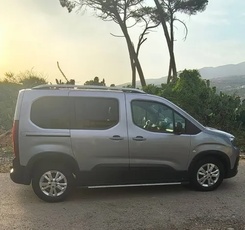 Peugeot Partner 2021 Tepee Allure 