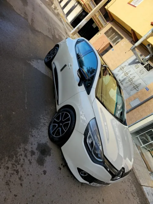 Renault Clio 4 2016 Ivory