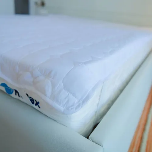 LuxeGuard Protège-Matelas Imperméable et Respirant /