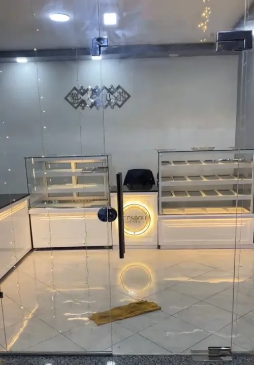 Présentoir de pâtisserie et gâteau 