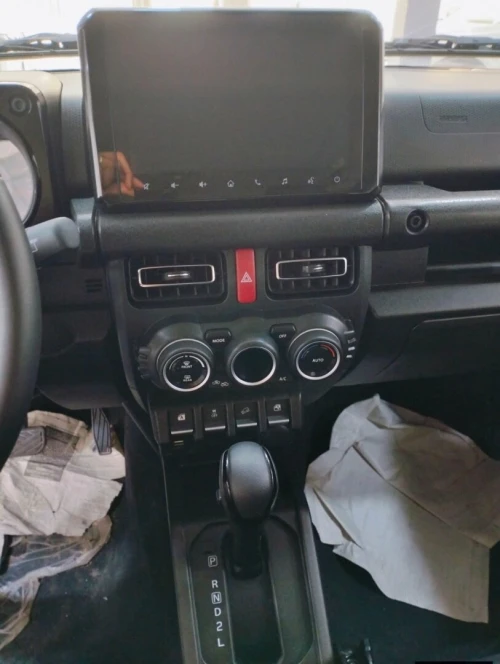 Suzuki Jimny 2024 