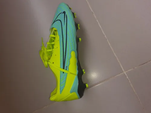 Soulier nike phontom pointure 43