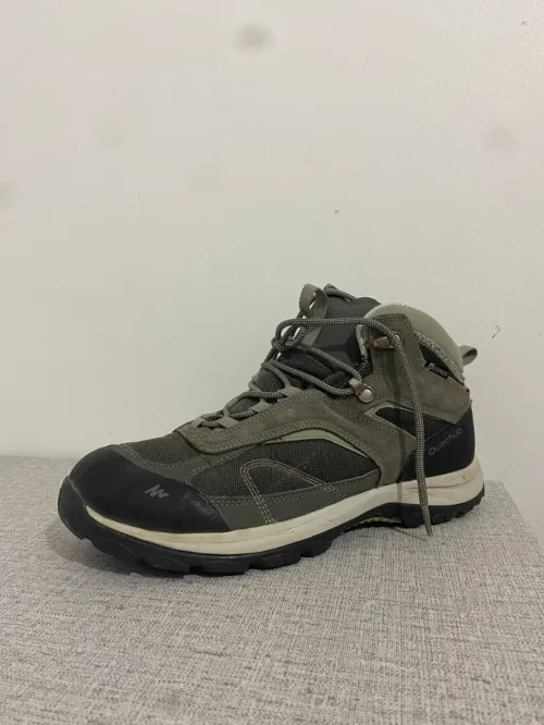 Chaussures de Randonnée Décathlon Homme Taille 42.