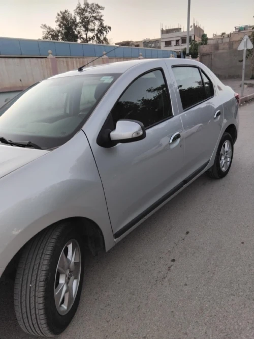 Renault سامبول 2023 رومانية