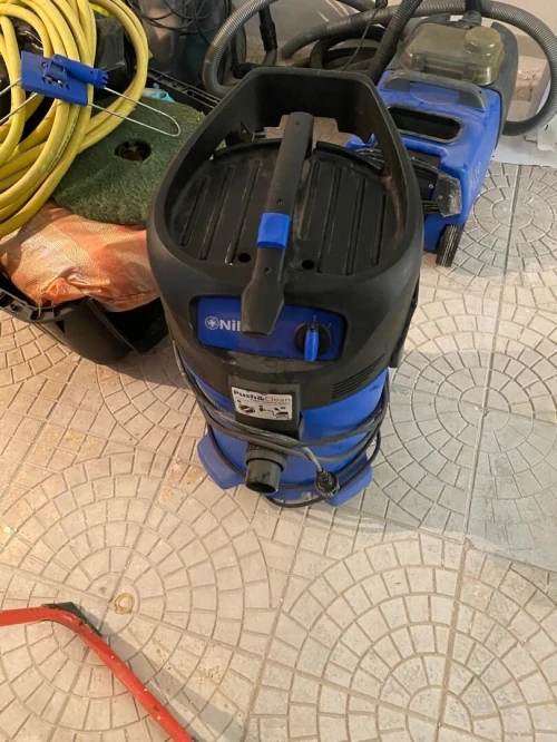  À VENDRE Matériel de nettoyage professionnel