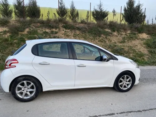 Peugeot 208 2015 Active