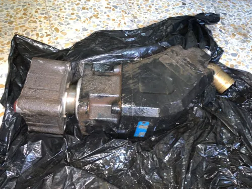 Pompe hydraulique & distributeur 5 bras 