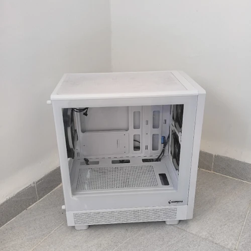 Case GearMaster + 3 Fans 120mm ARGB
