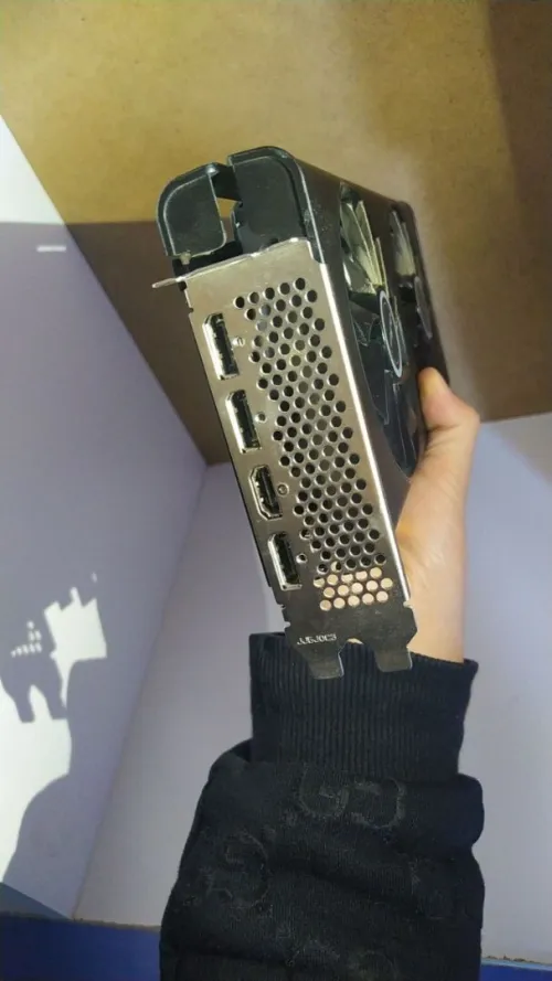 XFX THic II RX 5700 XT 