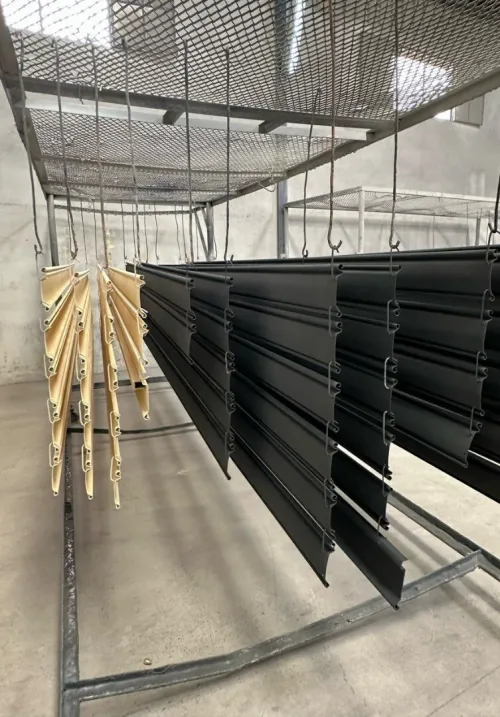 REVETMENT METALLIQUE AU FOUR (EPOXY)-طلاء كل انواع الحديد بالفرن (ايبوكسي)