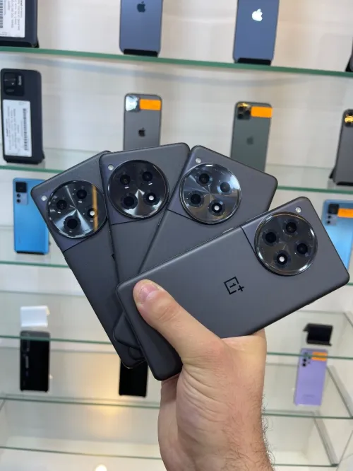 One plus One plus 12 R