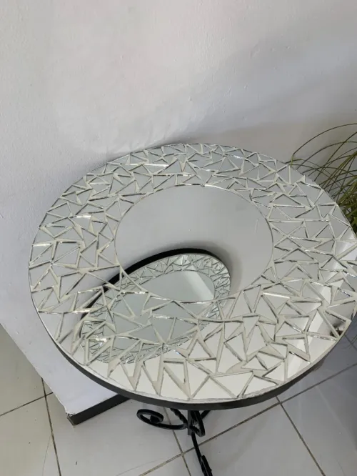 Table décoratif en mosaïque 
