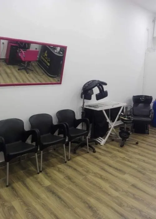 Vent material d'un salon de coiffure 