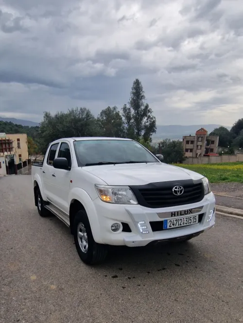 Toyota Hilux 2015 LEGEND DC 4x4 Pack Luxe
