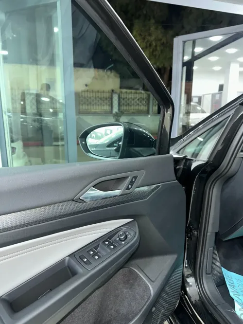 Volkswagen 8.5 2025 R LINE