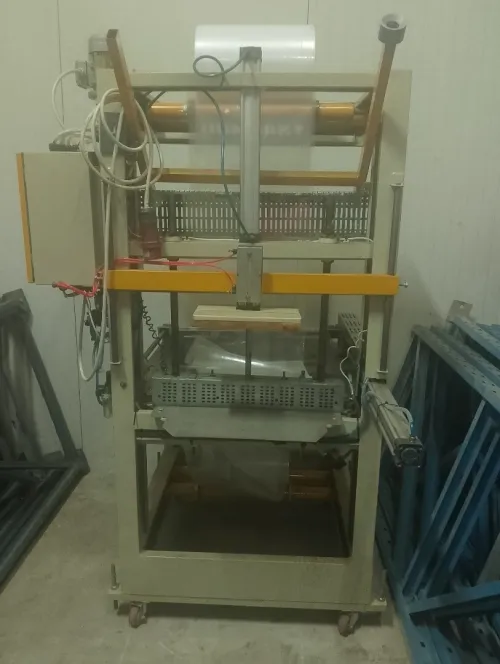 Fardeleuse semi automatique 