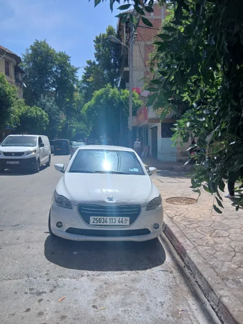 Peugeot 301 2013 301