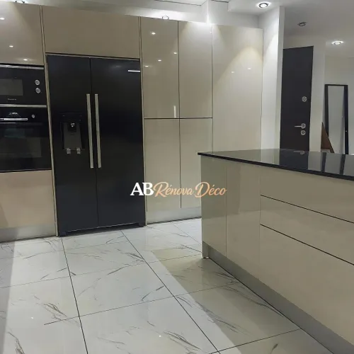Cuisine en Egger Mdf High gloss