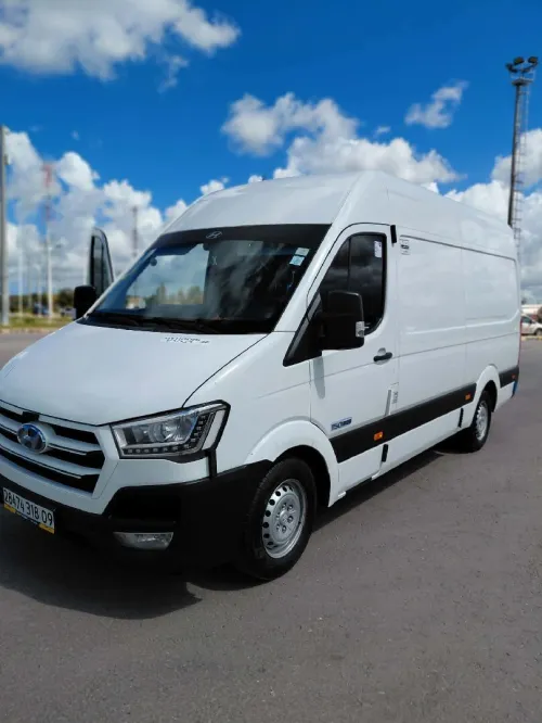Hyundai H150 2018