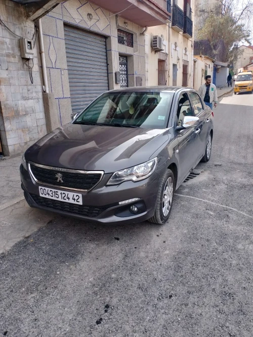 Peugeot 301 2024 1.2 vti
