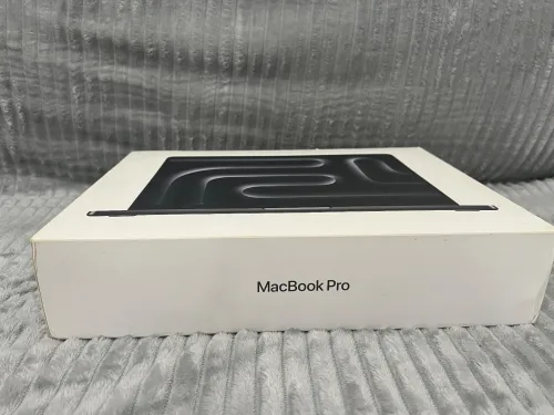 MacBook Pro M3 max