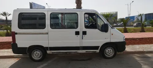 Peugeot Boxer 1997 09 Places