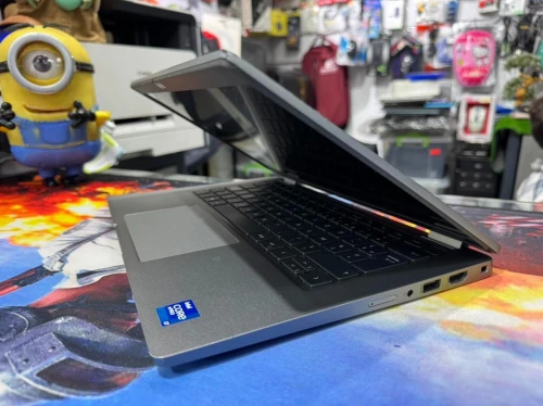 New Arrivage Laptop Dell Latitude 5320 i711eme affaire