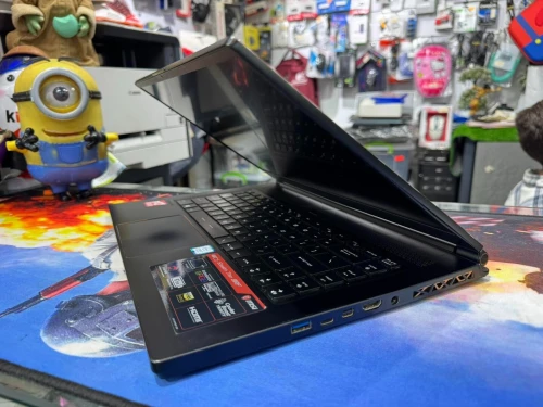 New Arrivage Laptop Msi Gaming GS65 Stealth i78eme Nvidia GTX 1070 8gb