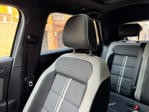 Volkswagen T-Roc 2025 R-Line 