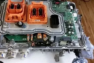 BMW CLONAGE ET PROGRAMMATION MODULE EME (Electrical Machine Electronics) POUR VEHICULE HYBRIDE/ELECTRIQUE
