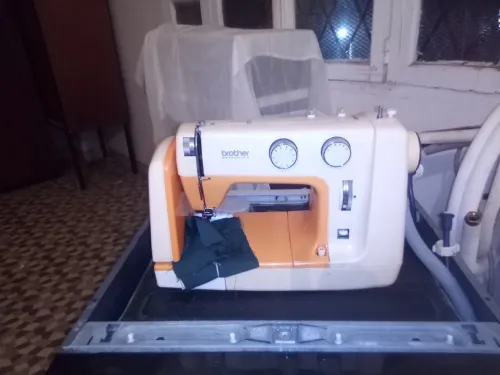 Machine a laver+ micro-ondes + climatiseur +Machina taa khiyata