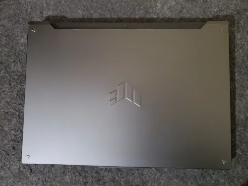 Asus Tuf A16 2024, R9 7940hx, 16gb 4800mhz, RTX 4070, 1tb m.2, 16' 2.5k 165hz