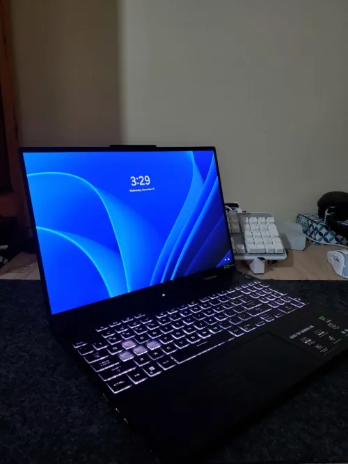 Asus Tuf A16 2024, R9 7940hx, 16gb 4800mhz, RTX 4070, 1tb m.2, 16' 2.5k 165hz