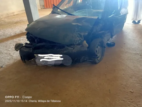 Kia Avella 2000 Accédant